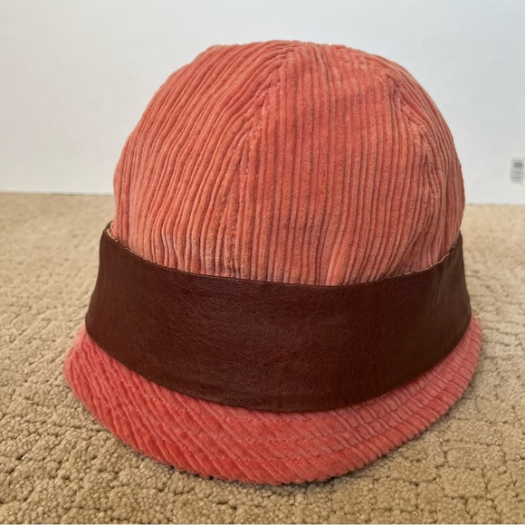 Y2K Juicy Couture bucket hat - Picture 3 of 5